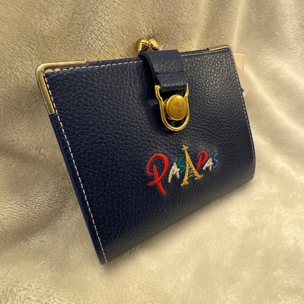 PasApas Wallet with Embroidered Design - Picture 2 of 10